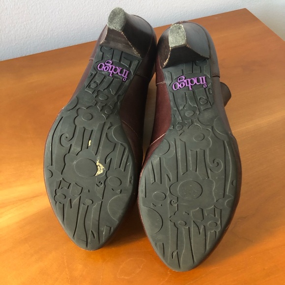 Indigo by Clarks 2.5” Stacked Heel Zip Front 👢 - Picture 7 of 7